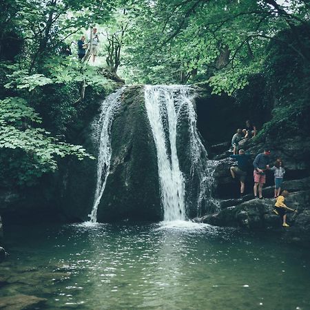 Central Malham Wellbeing Escape With Hot Tub Sleeps 8 Exterior foto